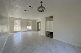 3515 Green Fields Dr, Sugar Land, TX 77479 - Photo 9