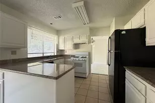 3515 Green Fields Dr, Sugar Land, TX 77479 - Photo 15