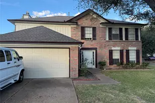 3515 Green Fields Dr, Sugar Land, TX 77479 - Photo 3