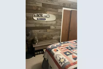 328 Olive Street, Huntsville, TX 77340 - Photo 11