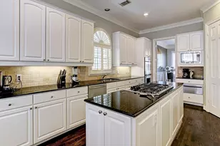 3803 Marlowe St, West University Place, TX 77005 - Photo 13