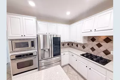 79 W Shale Creek Circle, The Woodlands, TX 77382 - Photo 11