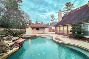 79 W Shale Creek Cir, The Woodlands, TX 77382 - Photo 3