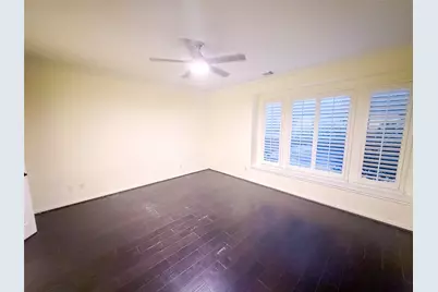 79 W Shale Creek Circle, The Woodlands, TX 77382 - Photo 19