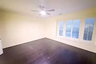 79 W Shale Creek Cir, The Woodlands, TX 77382 - Photo 19