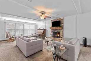 3826 Shipman Ln, Spring, TX 77388 - Photo 9