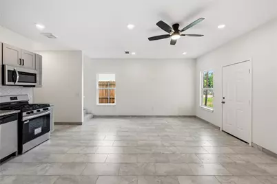 6138 Brookfield Drive #B, Houston, TX 77085 - Photo 5