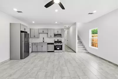 6138 Brookfield Drive #B, Houston, TX 77085 - Photo 3