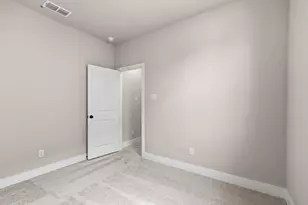 5210 Getty Ln, Iowa Colony, TX 77583 - Photo 23