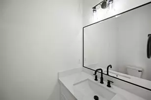 870 W Little York Rd, Houston, TX 77091 - Photo 11