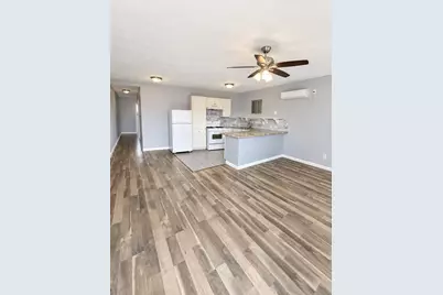 4811 Oakland Street #4, Houston, TX 77023 - Photo 1
