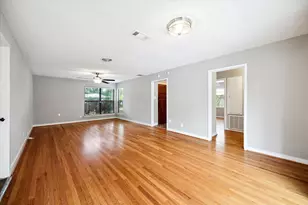 2009 Sedgie Dr, Houston, TX 77080 - Photo 15