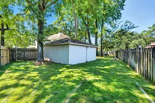 27281 Jimmy Ln, Conroe, TX 77385 - Photo 29