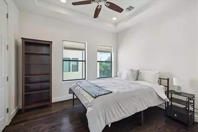 2102 Sabine Street, Houston, TX 77007 - Photo 15