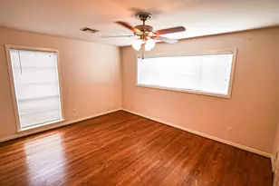 5235 Beechnut St, Houston, TX 77096 - Photo 19