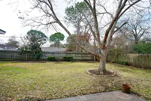 5235 Beechnut St, Houston, TX 77096 - Photo 25