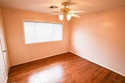 5235 Beechnut Street, Houston, TX 77096 - Photo 17