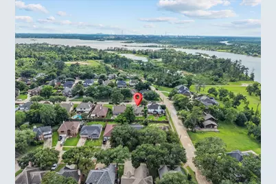 514 Welford Lane, Highlands, TX 77562 - Photo 35