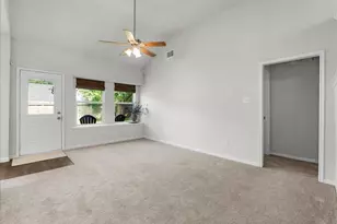 514 Welford Ln, Highlands, TX 77562 - Photo 9