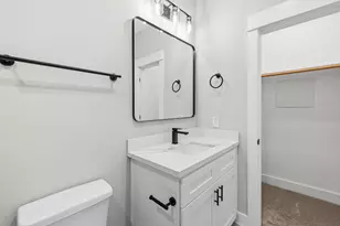 719 Thornton Rd, Houston, TX 77018 - Photo 41
