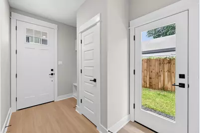 719 Thornton Road #D, Houston, TX 77018 - Photo 3
