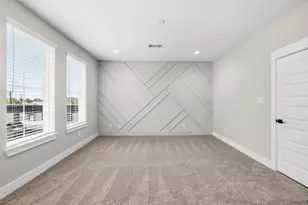 719 Thornton Rd, Houston, TX 77018 - Photo 29