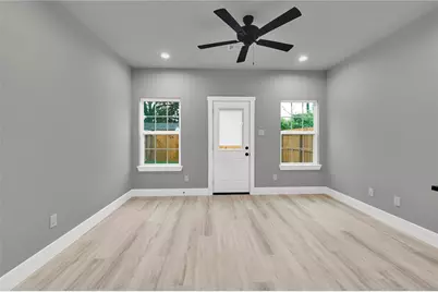 7415 Hezekiah Ln #B, Houston, TX 77088 - Photo 11