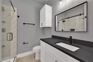 7415 Hezekiah Ln, Houston, TX 77088 - Photo 15