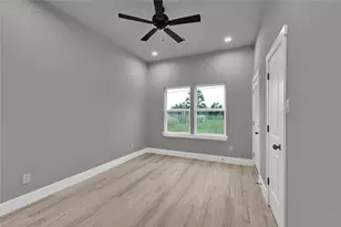 7415 Hezekiah Ln, Houston, TX 77088 - Photo 13