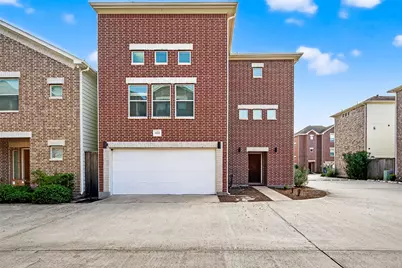 11511 Main Pine Drive, Houston, TX 77025 - Photo 1