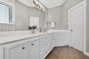 11511 Main Pine Dr, Houston, TX 77025 - Photo 39