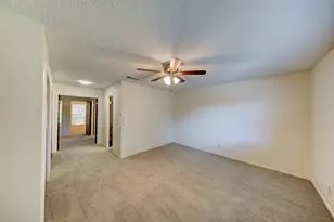 15802 Mill Point Dr, Houston, TX 77059 - Photo 15