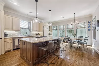 24 Hackberry Lane #B, Houston, TX 77027 - Photo 11