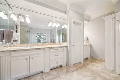 24 Hackberry Lane #B, Houston, TX 77027 - Photo 19