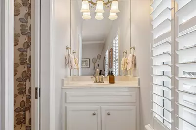 24 Hackberry Lane #B, Houston, TX 77027 - Photo 23