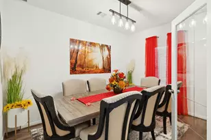 415 Green Meadows Dr, West Columbia, TX 77486 - Photo 7