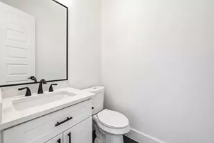 1305 E 27th St, Houston, TX 77009 - Photo 29
