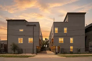 1305 E 27th St, Houston, TX 77009 - Photo 35