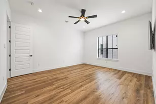 1305 E 27th St, Houston, TX 77009 - Photo 23