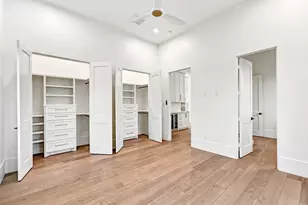 430 81st St, Galveston, TX 77554 - Photo 25