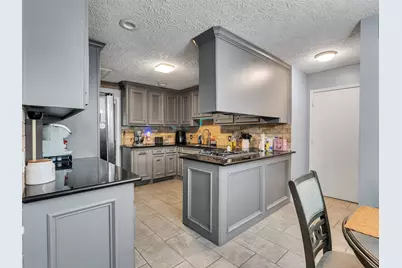 925 N Amy Drive, Deer Park, TX 77536 - Photo 11