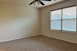 8227 Wainwright Way, Rosharon, TX 77583 - Photo 9