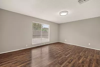 6111 Grandvale Drive, Houston, TX 77072 - Photo 17