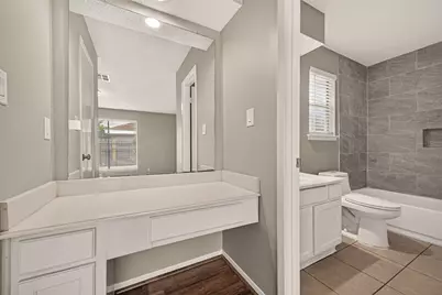6111 Grandvale Drive, Houston, TX 77072 - Photo 19