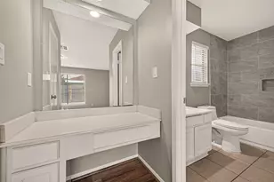 6111 Grandvale Dr, Houston, TX 77072 - Photo 19