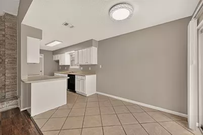 6111 Grandvale Drive, Houston, TX 77072 - Photo 11