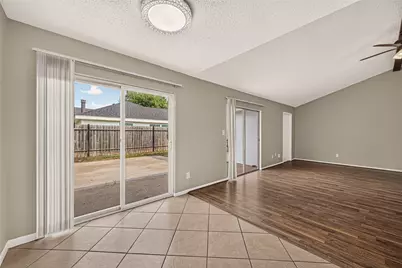 6111 Grandvale Drive, Houston, TX 77072 - Photo 13