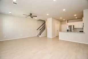 2914 Scanlan Mdw, Missouri City, TX 77459 - Photo 3