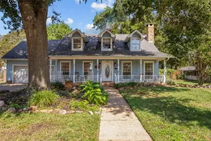 714 E Houston Ave, Crockett, TX 75835 - Photo 1