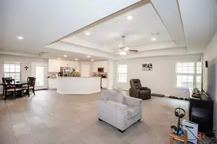 526 N 2nd St, La Porte, TX 77571 - Photo 5